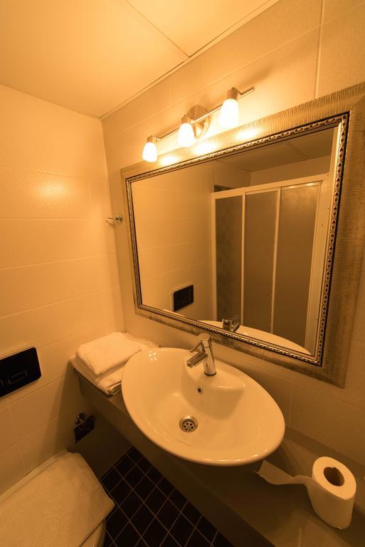 Ileri Hotel & Apartments Cesme Bagian luar foto