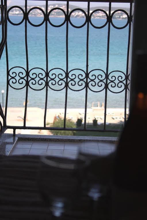 Ileri Hotel & Apartments Cesme Bagian luar foto